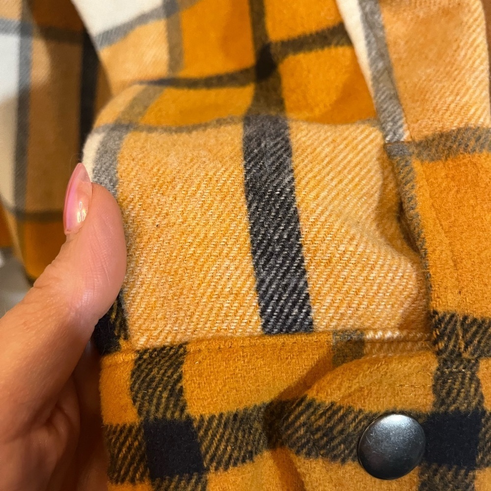Women's Mustard, Navy and White Plaid Utility Shacket w/ Snaps Women’s Large - Picture 5 of 6